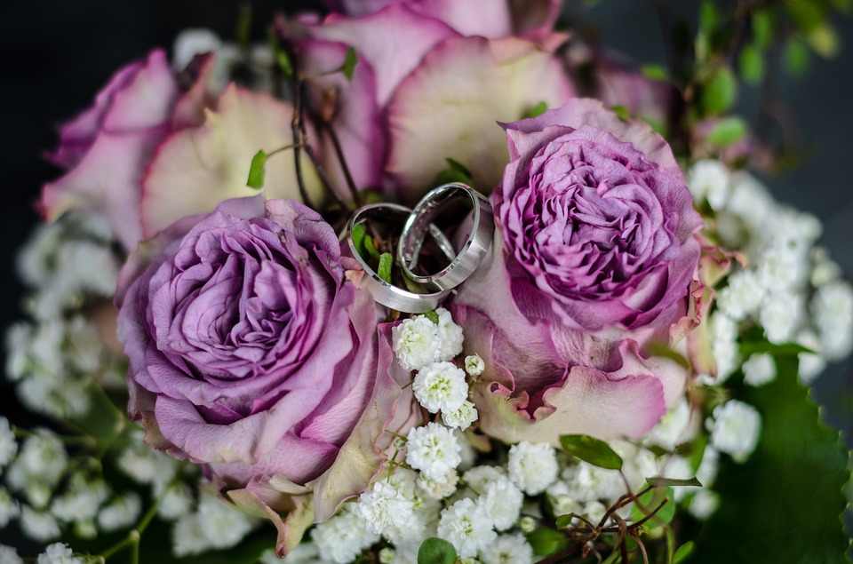 Как выбрать цветы на свадьбу