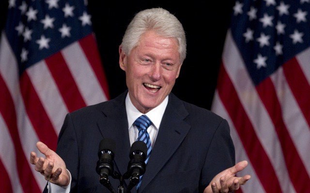 Билл Клинтон: «Я испытываю ужасные чувства из-за интрижки с Моникой Левински!»
