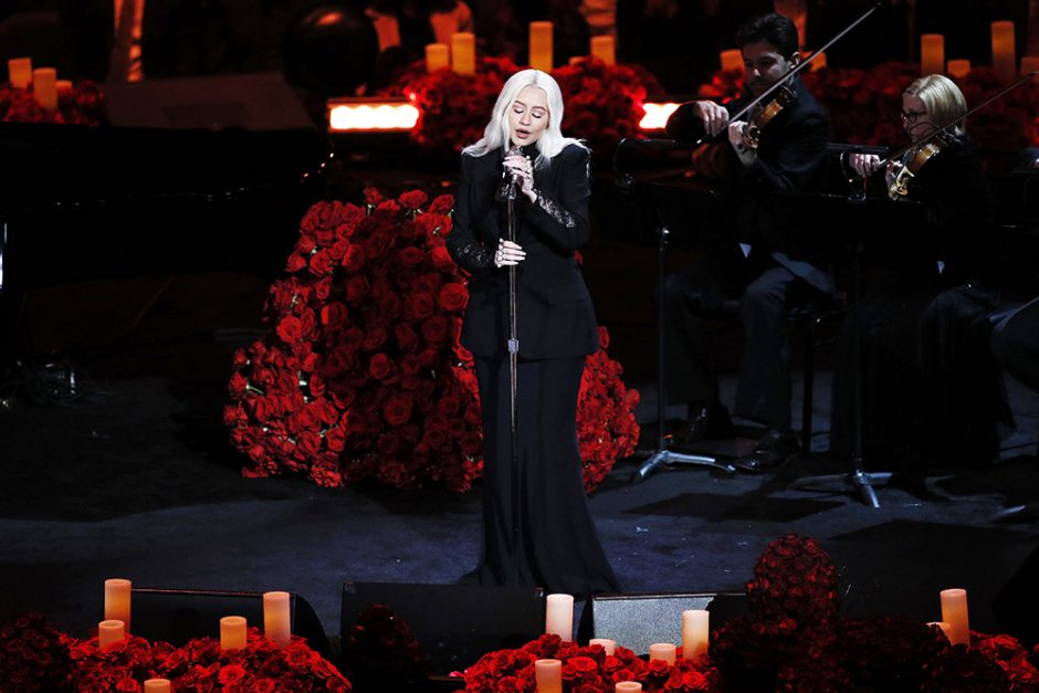 Кристина Агилера спела «Аве Мария» на вечере памяти Коби Брайанта